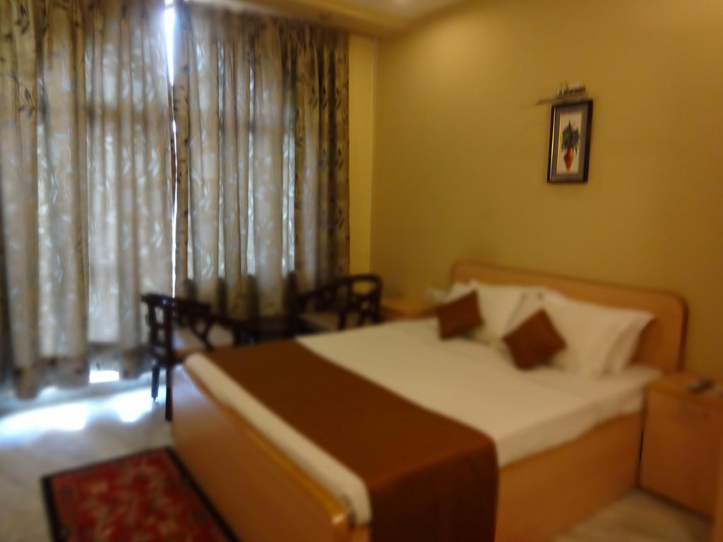 Sagar Tarang Residency Hotel Puri Room photo