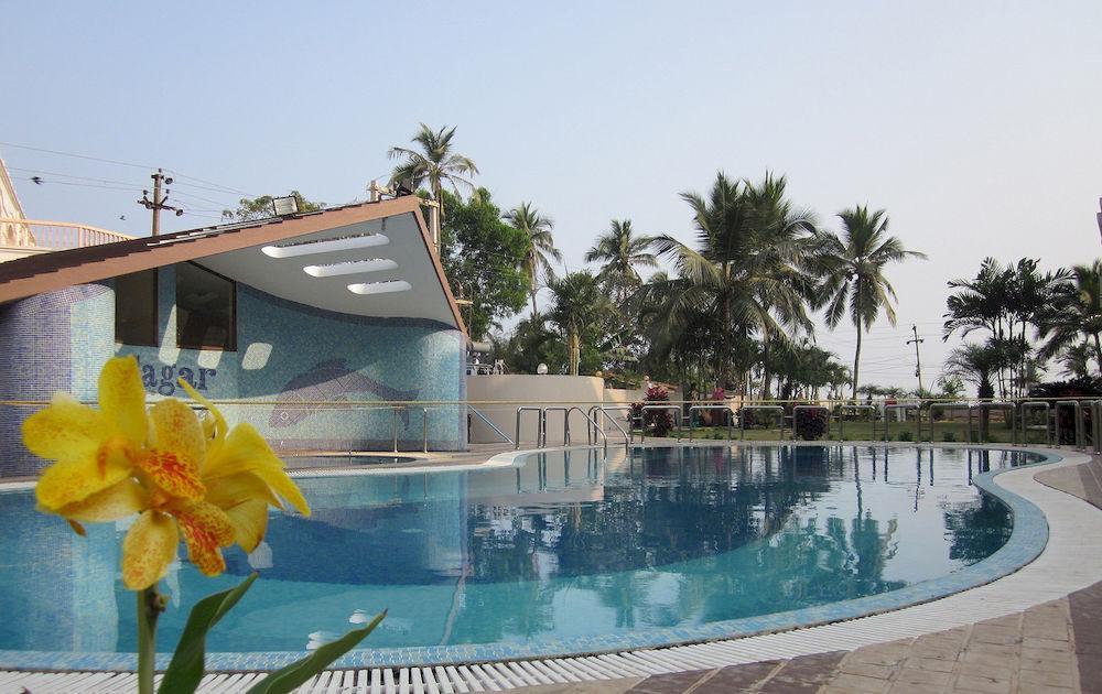 Sagar Tarang Residency Hotel Puri Exterior photo